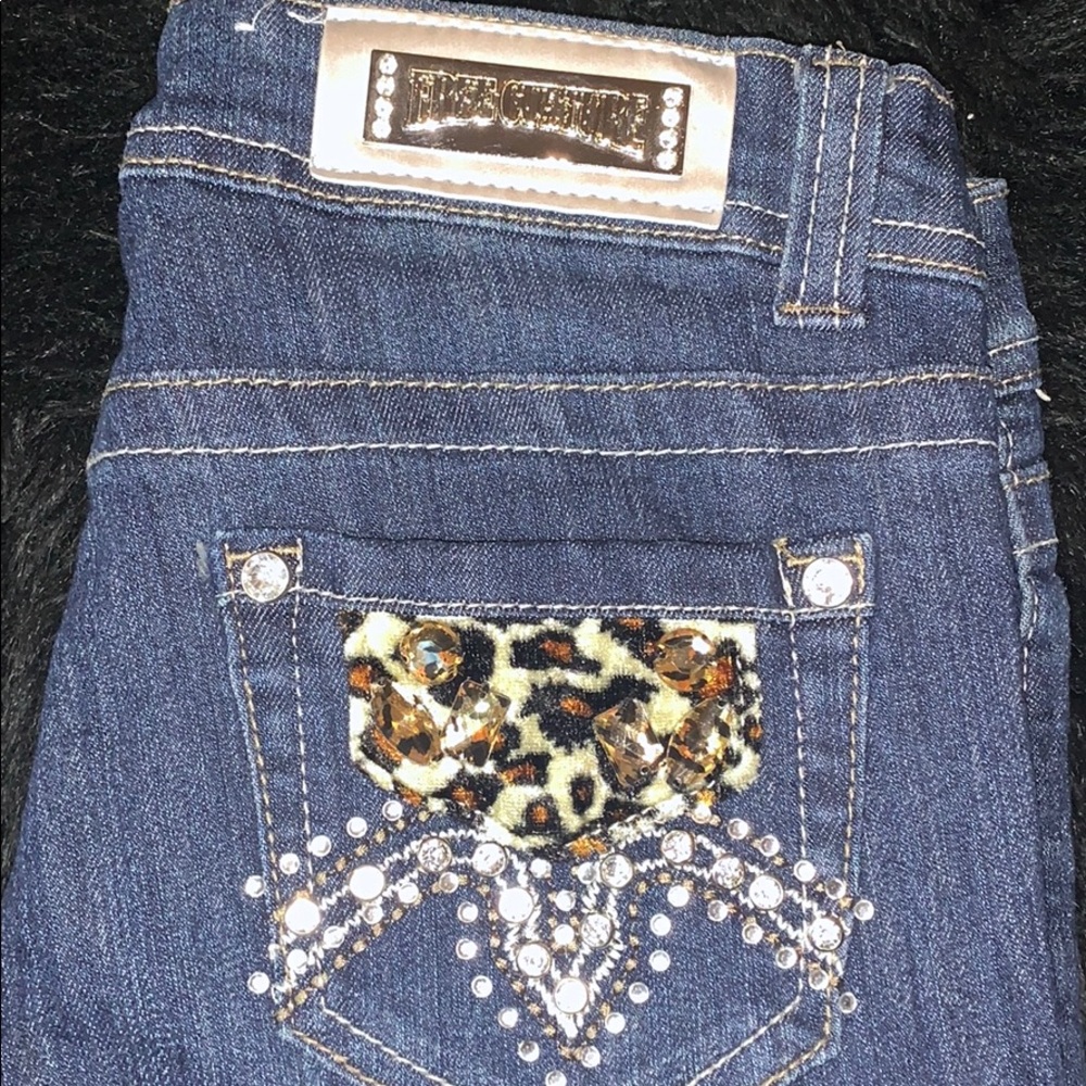 Jeans - Picture 2 of 4